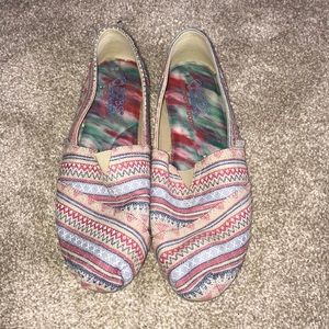 Bobs memory foam shoes size 10